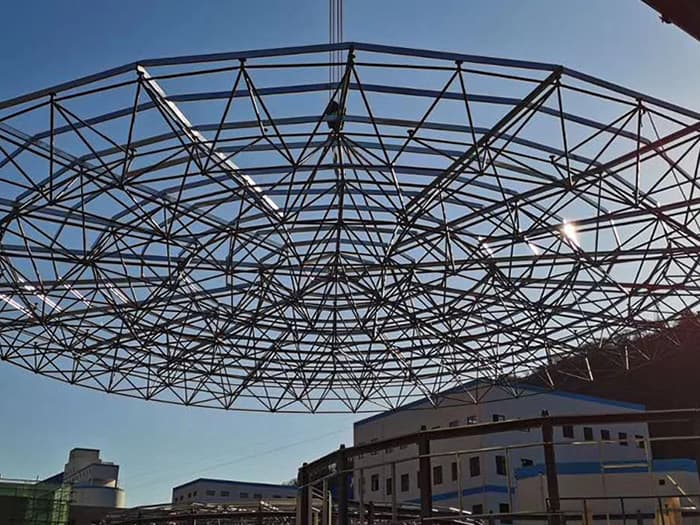 漯河螺栓球网架工程施工现场